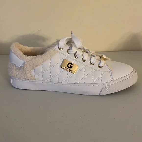 Guess Shoes Nwot Gbg Los Angeles Faux Fur Lined Sneakers Poshmark
